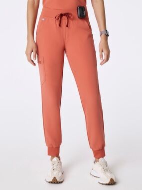 Figs Women's Rust Track Jogger Pants